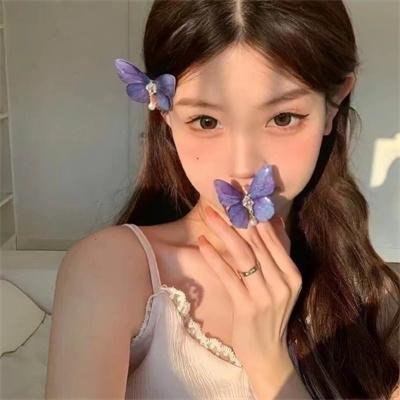 女儿站起来